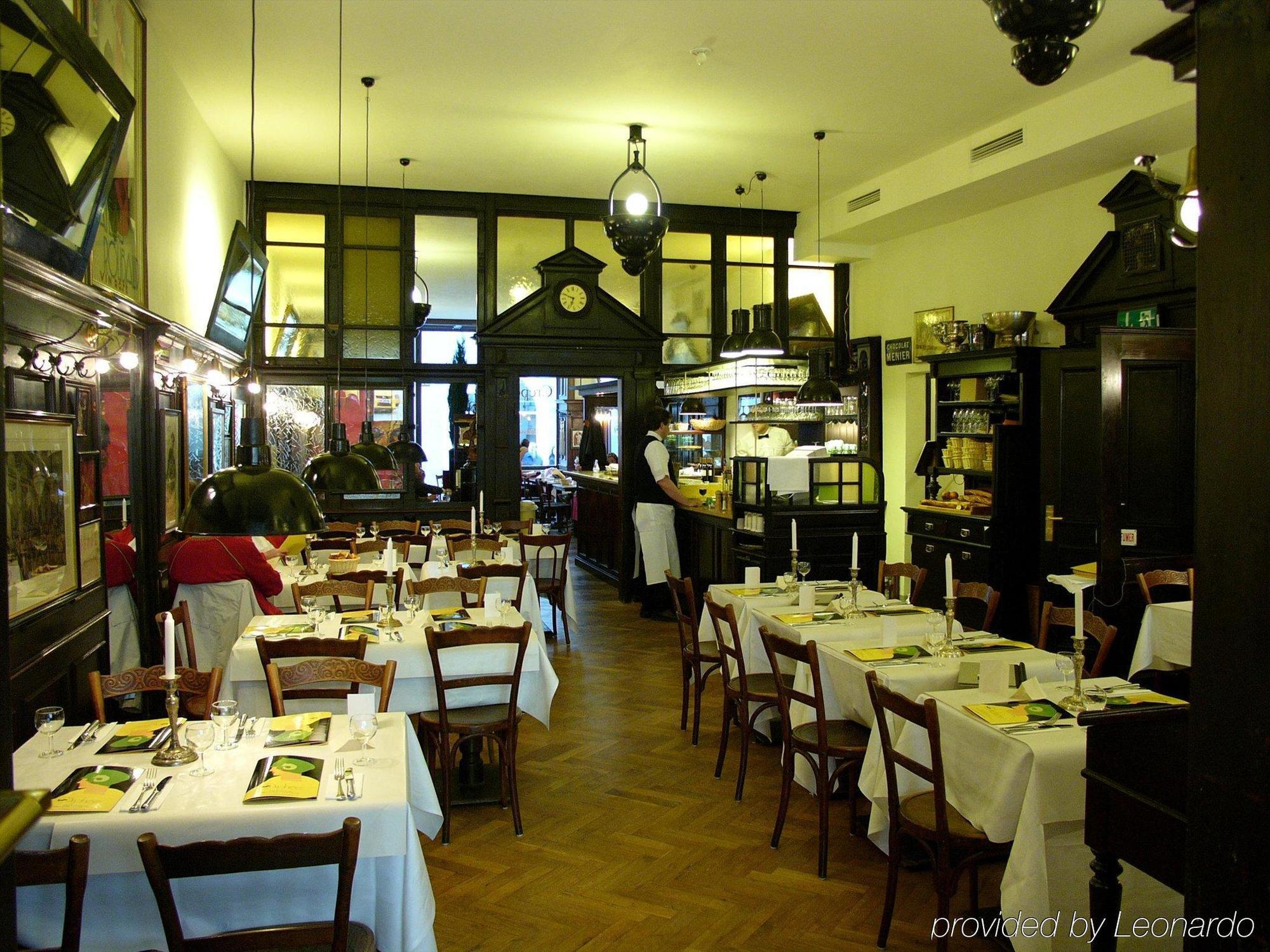 Hotel Orphée - Großes Haus Ratisbona Restaurante foto